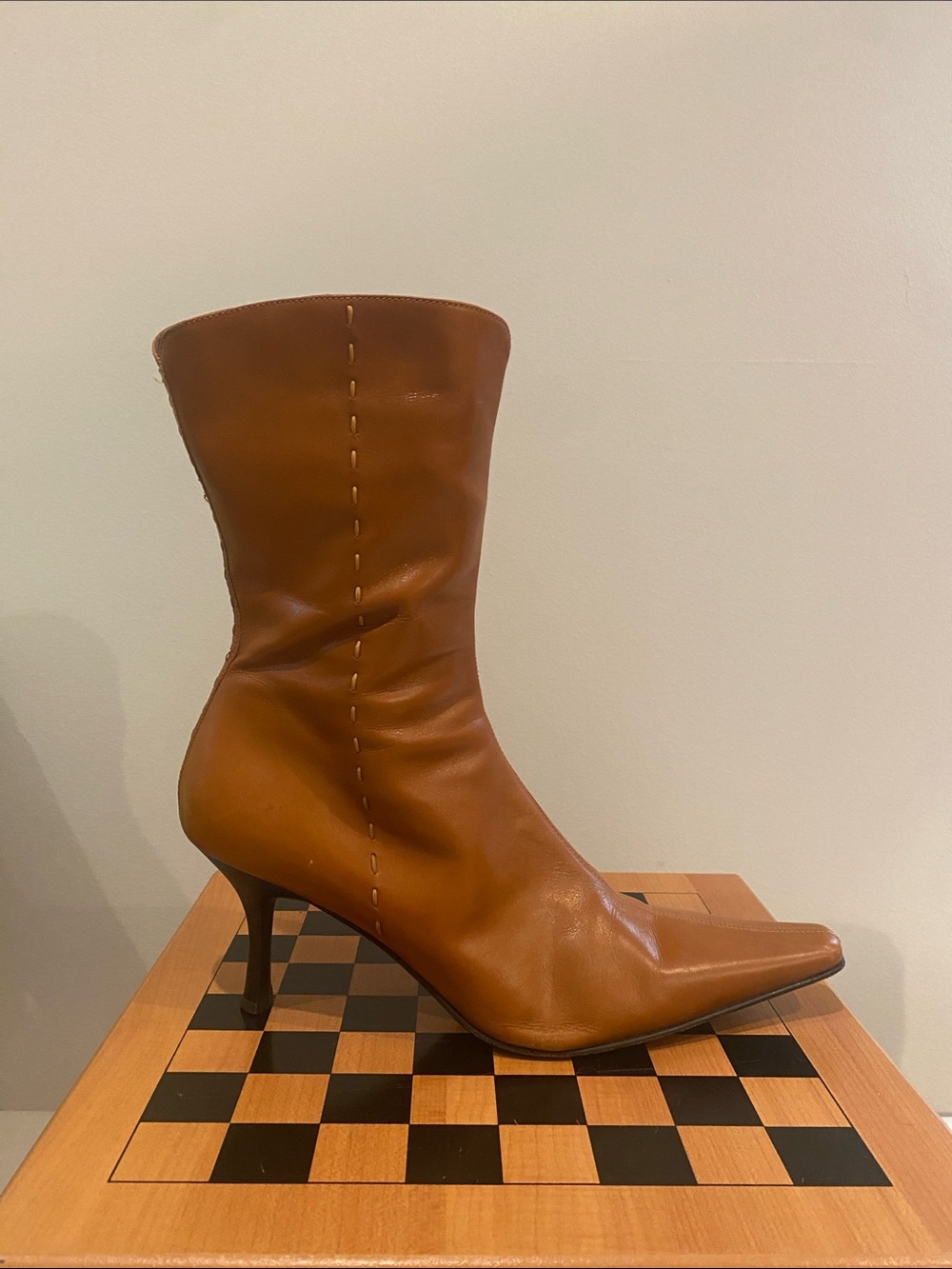 Donal Pliner Size 10 tan leather mid calf snip toe decorative stitch heel
